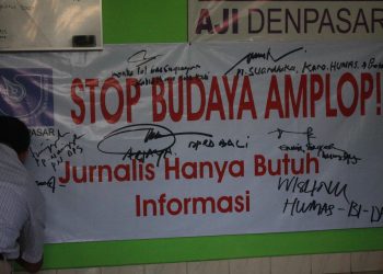 Berikan Informasi, Bukan Amplop