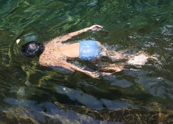 Segarnya Mandi di Tirtagangga