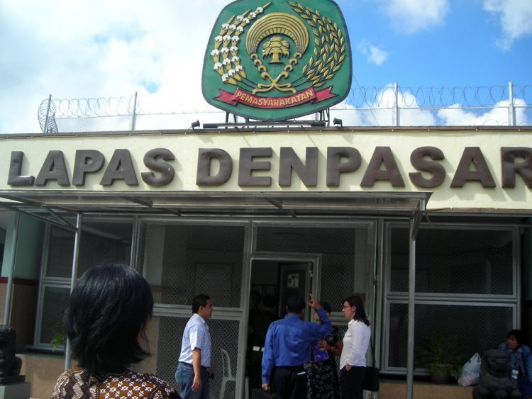 Kebebasan Semu Napi Merugikan Negara