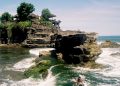 Kaji Ulang Hubungan Obyek Wisata dan Warga