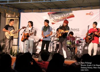 Pertunjukan Penuh Tawa dan Senyum Puas