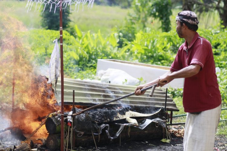 Pakai Kompor, Ngaben pun Makin Praktis