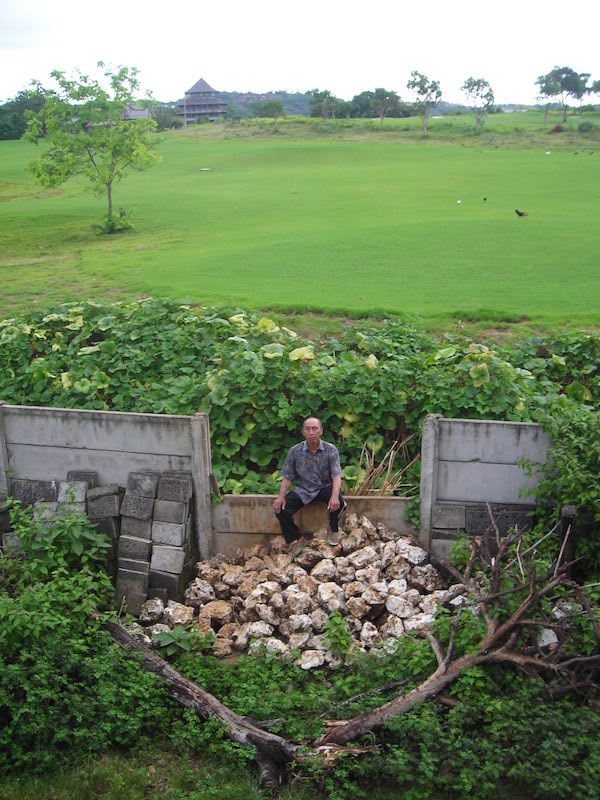 Rebho dan Ironi Lapangan Golf di Bali