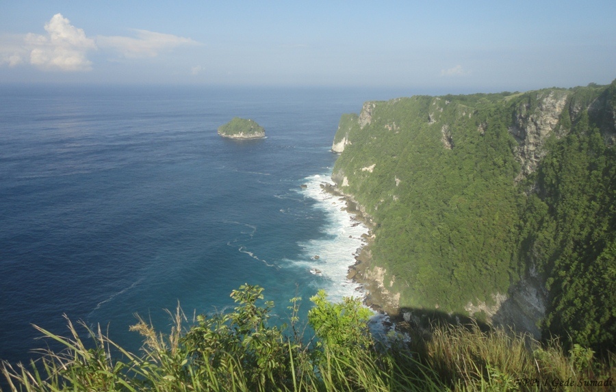 Agar Warga Tak Jadi Tamiu di Pulau Sendiri