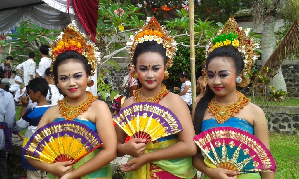 Musik dan Tari Bali di Palasari