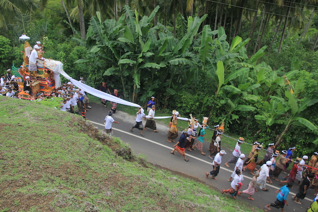 Ironi Maraknya Bunuh Diri di Pulau Surga