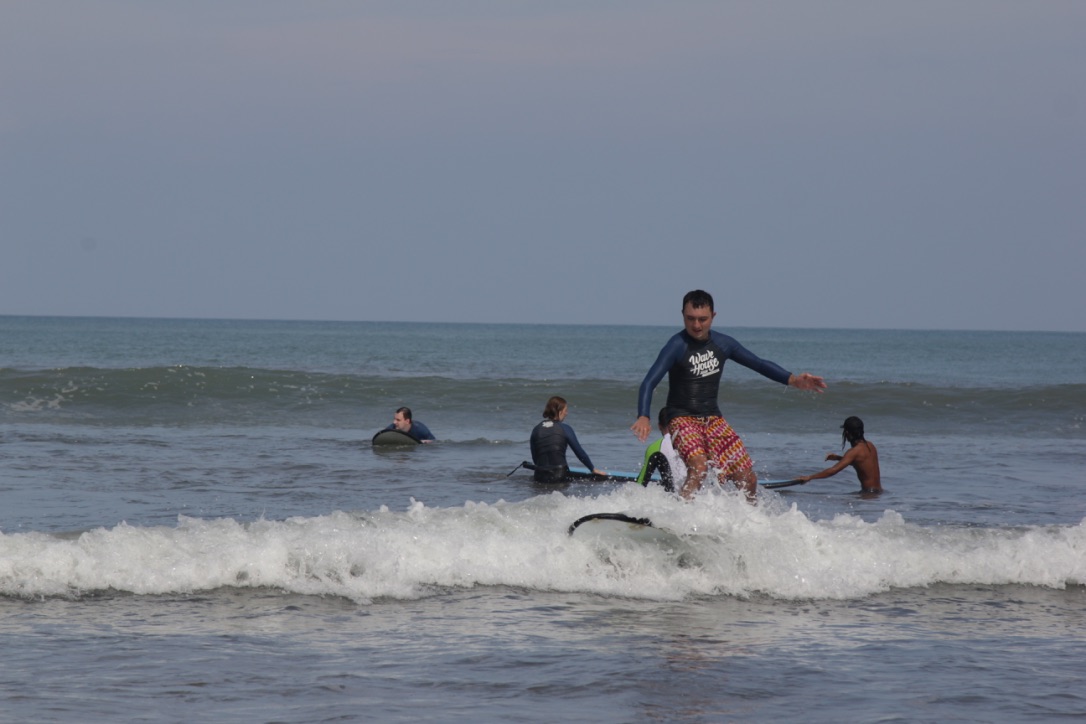Penakluk Ombak yang Membuat Bali Semarak