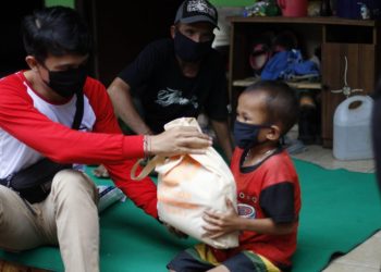 Warga Bantu Warga jadi Solusi di Tengah Pandemi