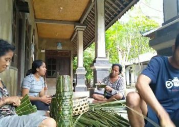 Pengerajin Serobong Daksina di Tengah Pandemi