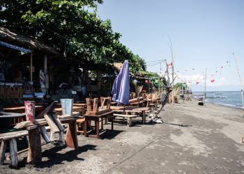 Merevitalisasi Kebun Laut Desa Bakti Seraga