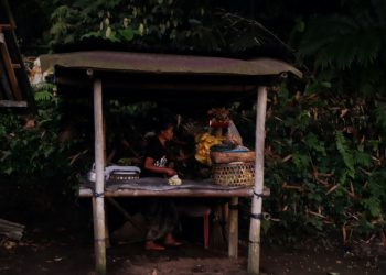 Tenten Babakan, Simpul Perekonomian Desa