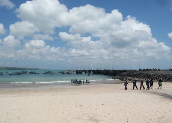 Pasang Surut Kehidupan Melaut