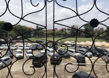 “Koh Ngomong” Macet pun Menggelora-The Elephant in The Room