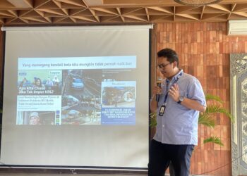 Halte dan Wayfinding sebagai Solusi Keberlanjutan Transportasi Publik