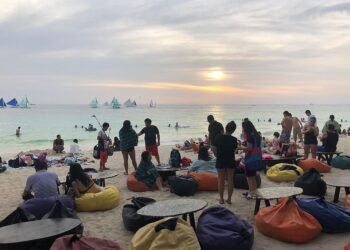 Pulau Wisata ini Ditutup Sementara untuk Perbaikan Kualitas Lingkungan  akibat Overtourism