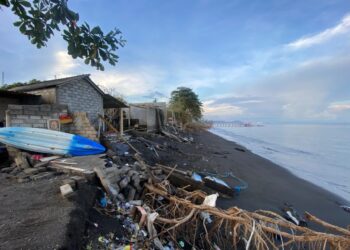 Reklamasi Sekali, Abrasi Berkali-kali