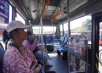 Manis-Kecut Pengguna Bus TMD