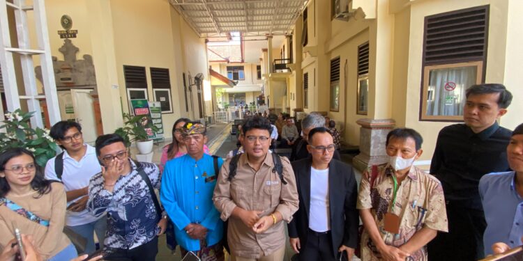 Banalitas Pengabaian Pemerintah dari Sidang Pertama Gugatan Warga Bali