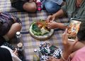 Apakah Tradisi Megibung akan Tergantikan dengan Prasmanan?