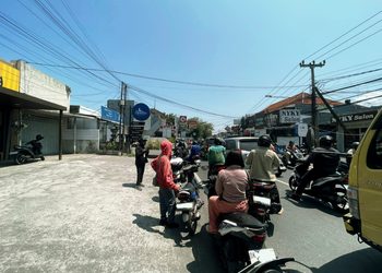 Transisi ke Kendaraan Listrik adalah Wacana Kapitalistik ?