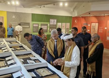 Menteri Luar Negeri India buka Pameran Lontar dari Bali